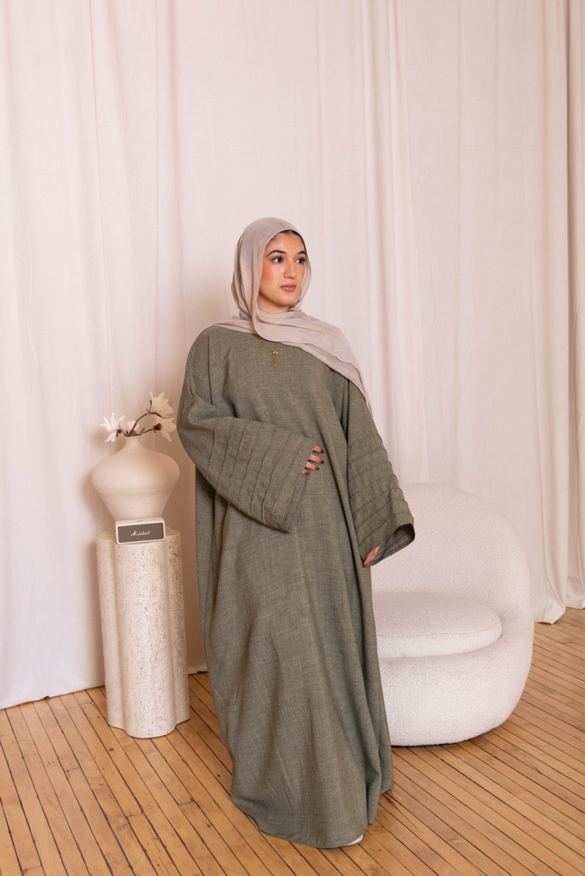 Pleated Sleeve Abaya