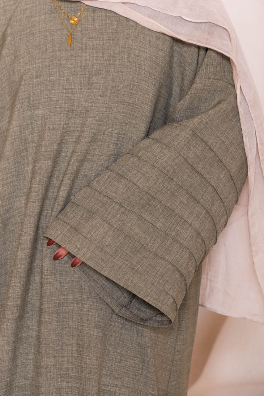 Pleated Sleeve Abaya